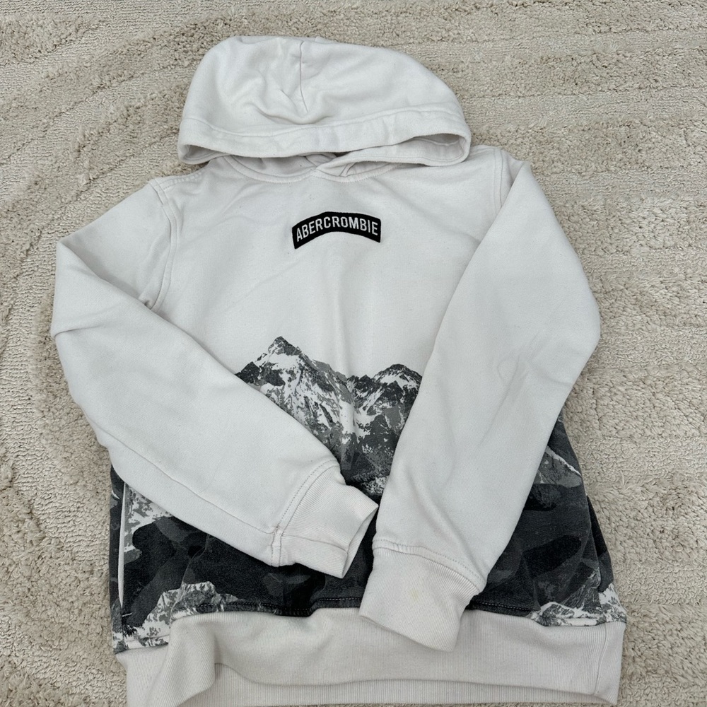 Boys abercrombie sweatshirt